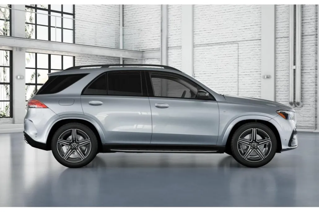 2026 Mercedes Benz GLE 450e 4MATIC photo 1