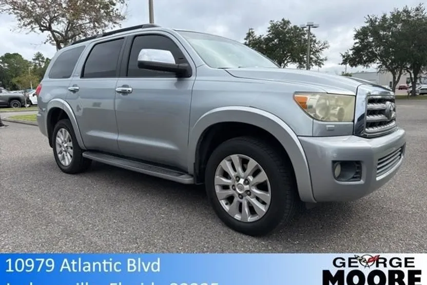 2016 Toyota Sequoia Platinum photo 1