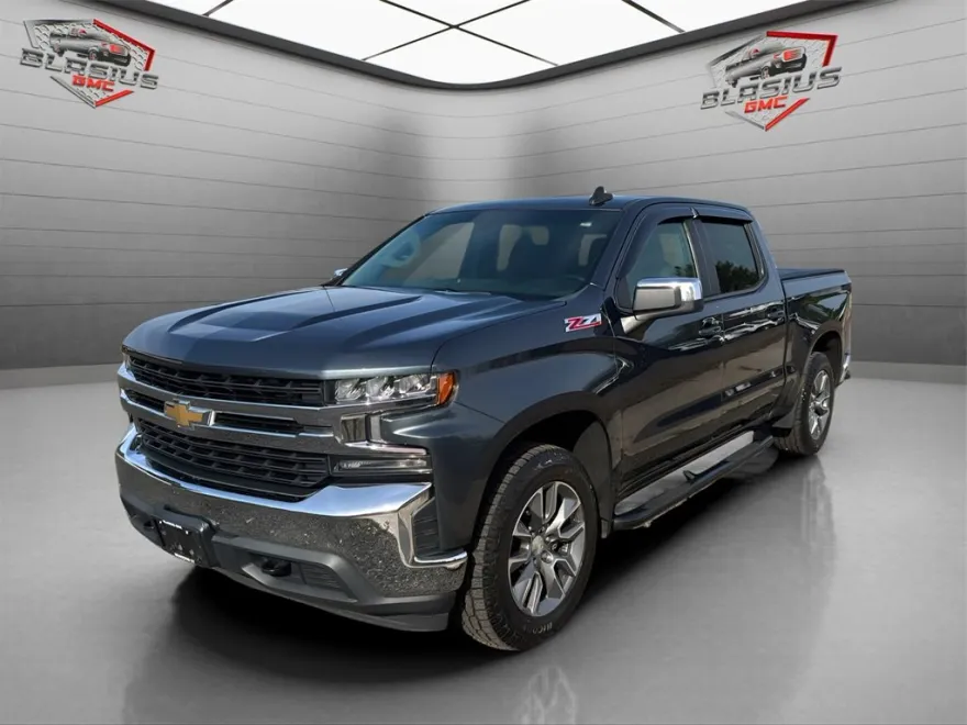 2021 Chevrolet Silverado 1500 LT photo 1