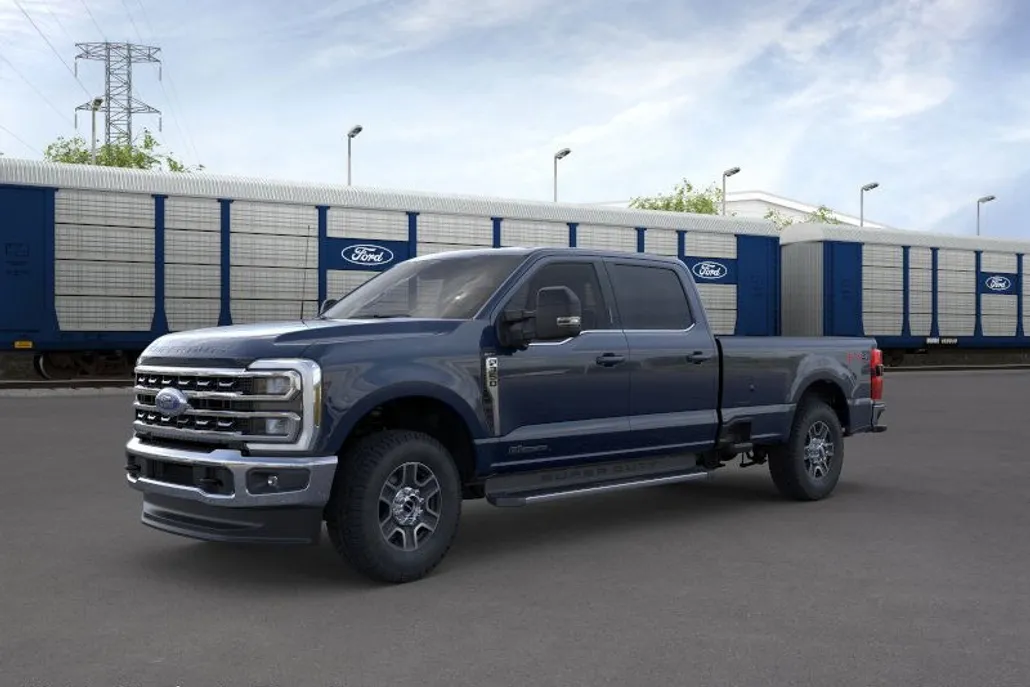 2025 Ford F-350 photo 1