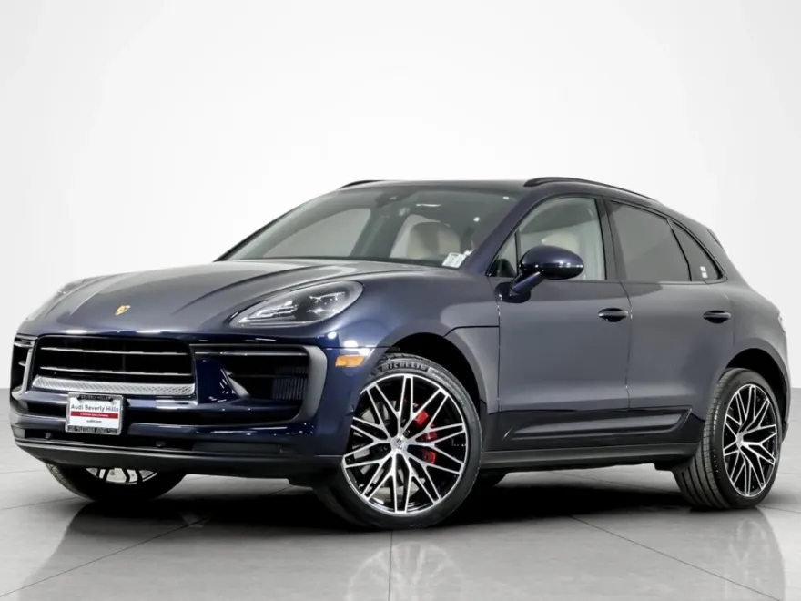2022 Porsche Macan S photo 1