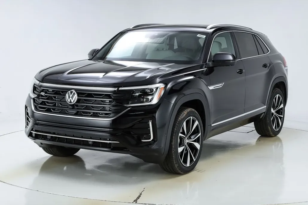 2025 Volkswagen Atlas Cross Sport SEL Premium R-Line photo 1