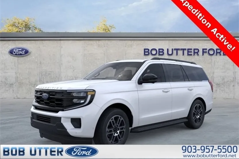 2025 Ford Expedition photo 1