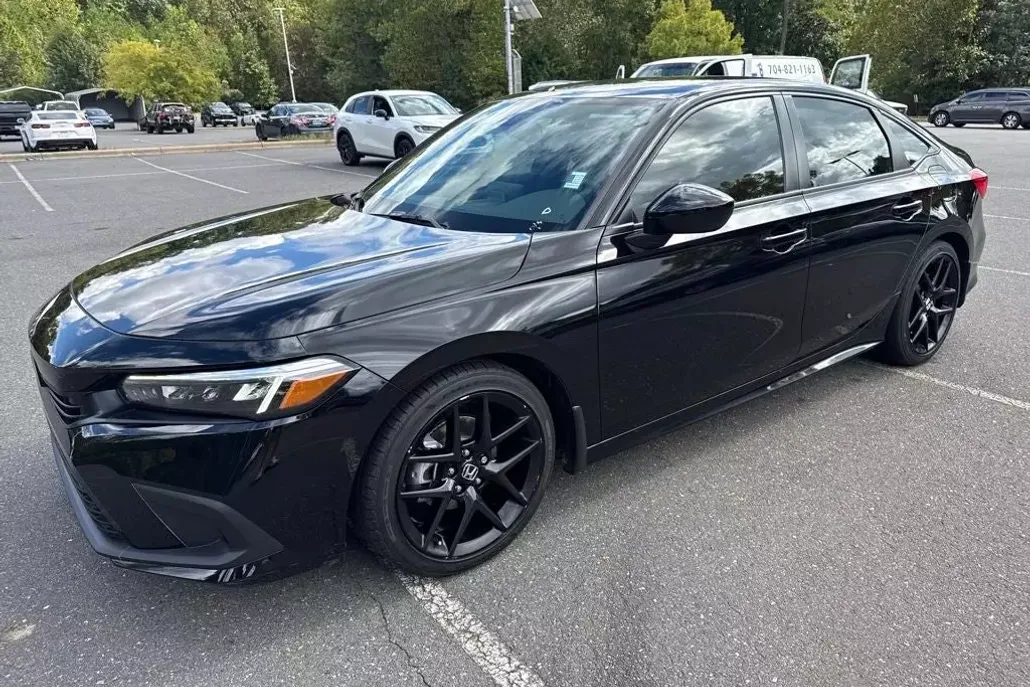 2024 Honda Civic Sport photo 1