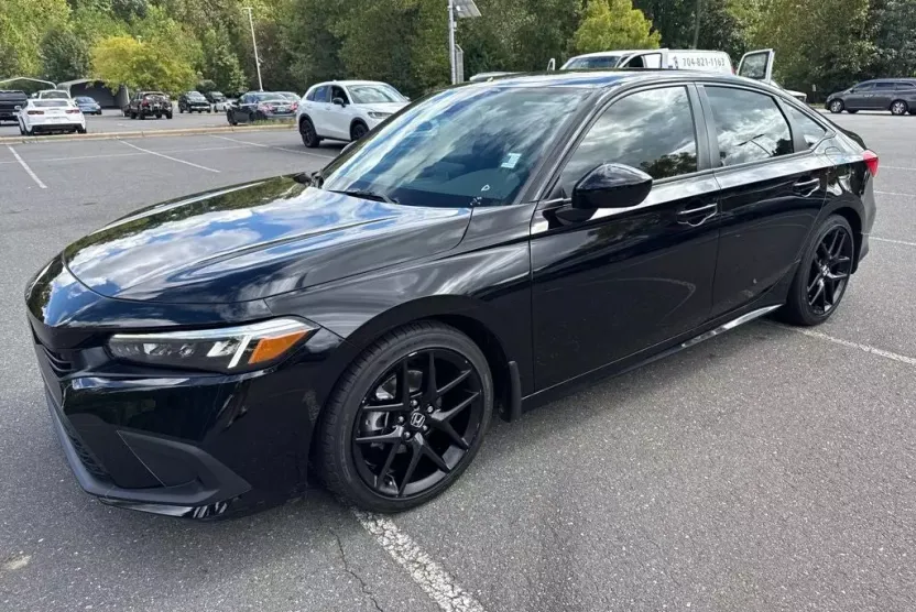 2024 Honda Civic Sport photo 1