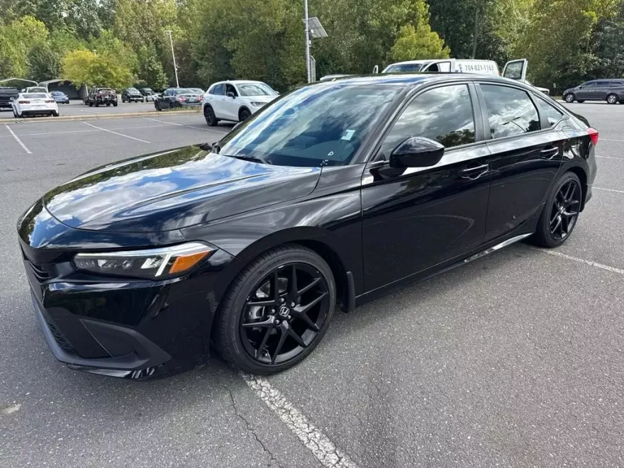 2024 Honda Civic Sport photo 1