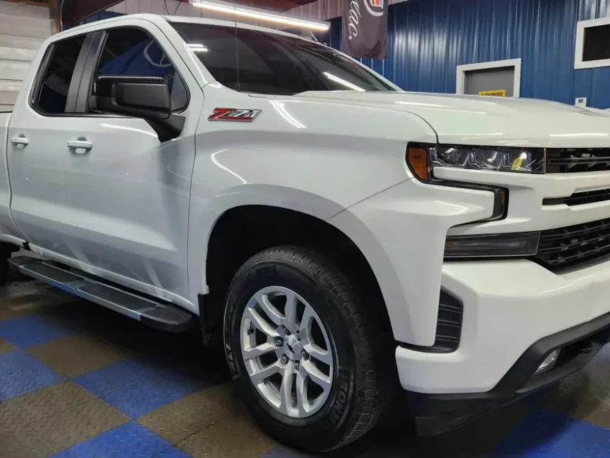 2019 Chevrolet Silverado 1500 RST photo 1