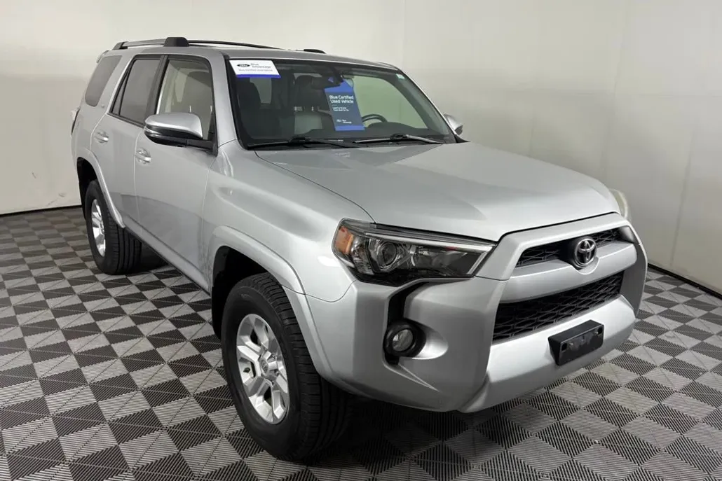 2019 Toyota 4Runner SR5 Premium photo 1