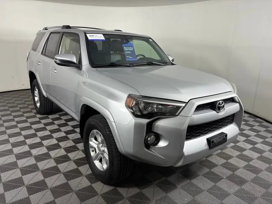 2019 Toyota 4Runner SR5 Premium photo 1