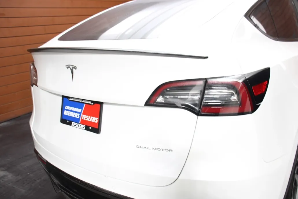 2020 Tesla Model Y Long Range photo 1