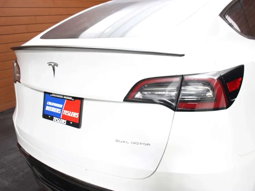 2020 Tesla Model Y Long Range photo 1
