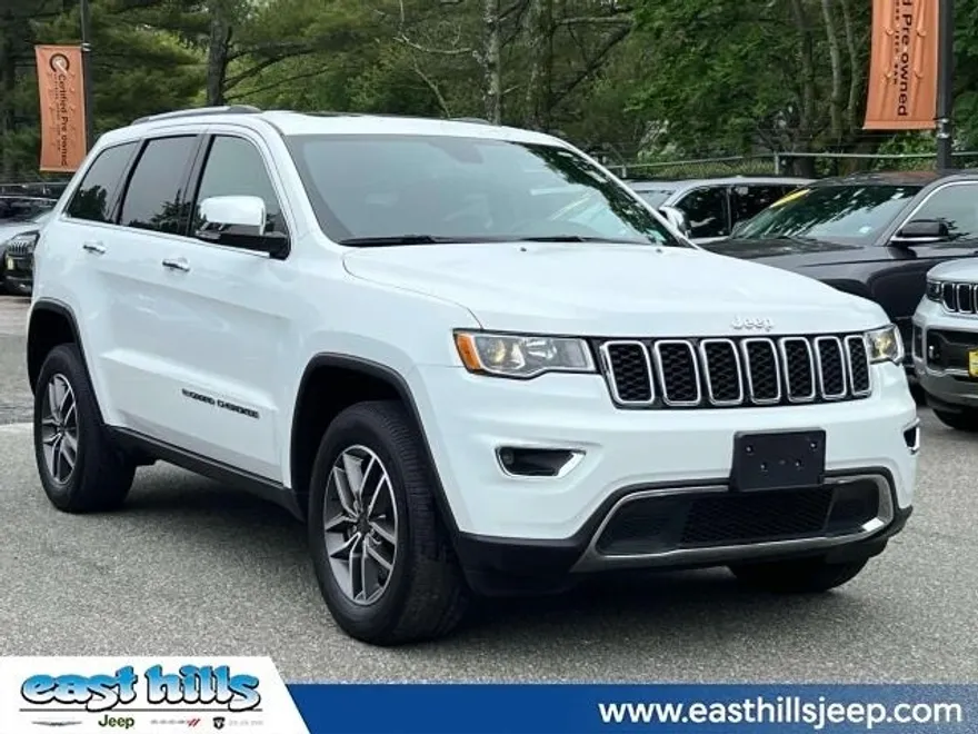 2022 Jeep Grand Cherokee Limited photo 1