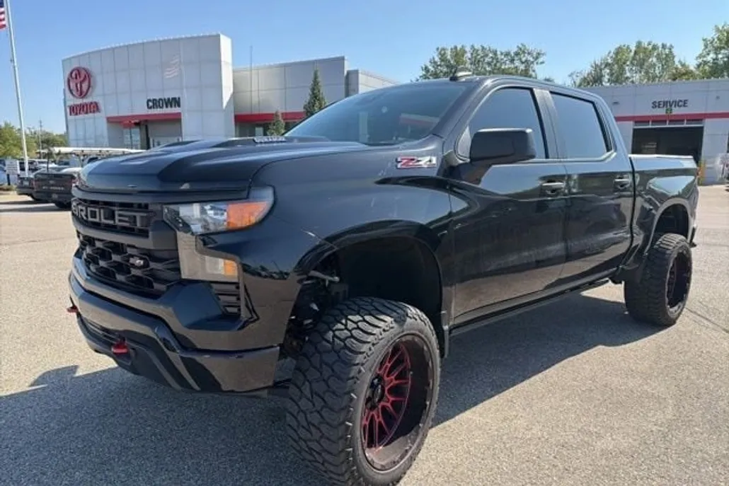 2022 Chevrolet Silverado 1500 Custom Trail Boss photo 1