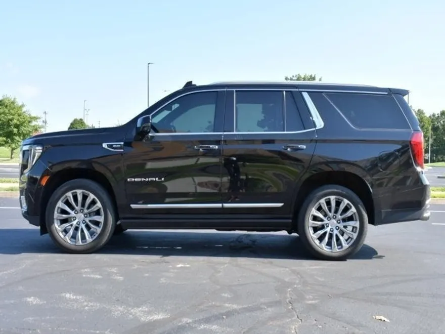 2022 Gmc Yukon Denali photo 1