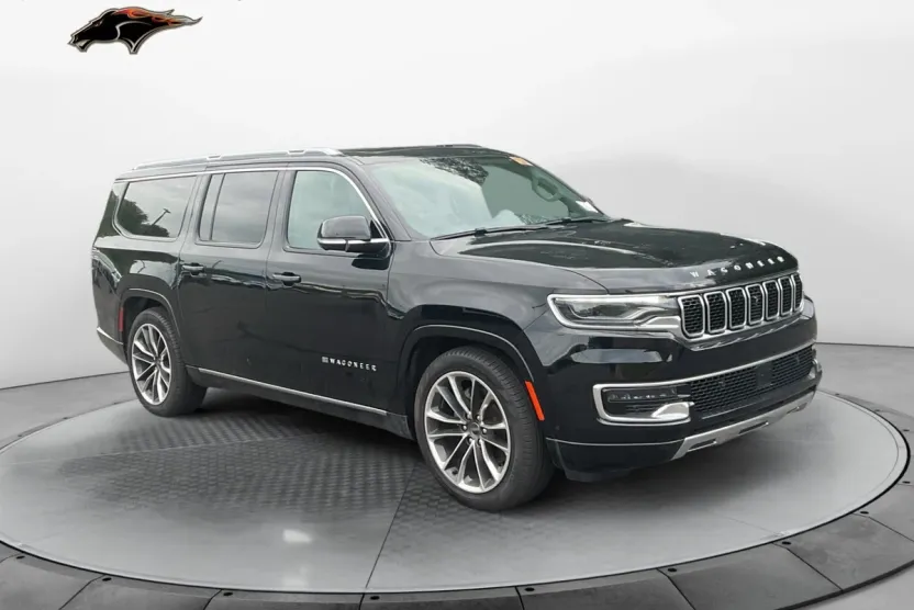 2024 Jeep Wagoneer L Series III photo 1