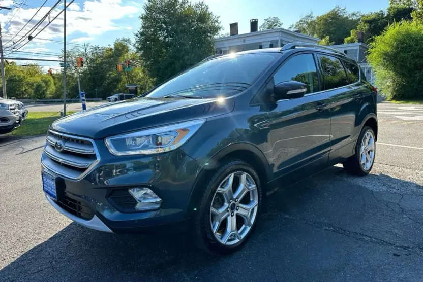 2019 Ford Escape Titanium Sport photo 1