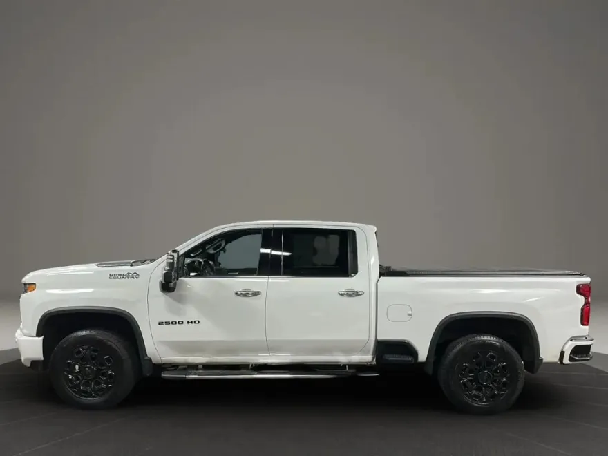 2022 Chevrolet Silverado 2500HD High Country photo 1