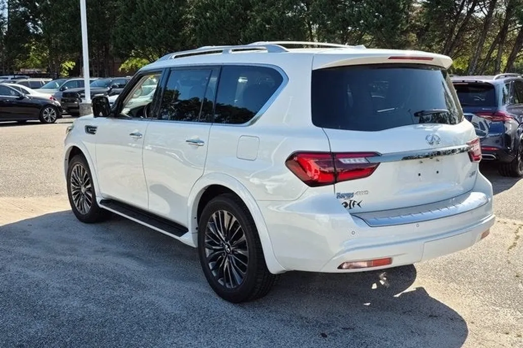 2024 Infiniti QX80 Premium Select photo 1