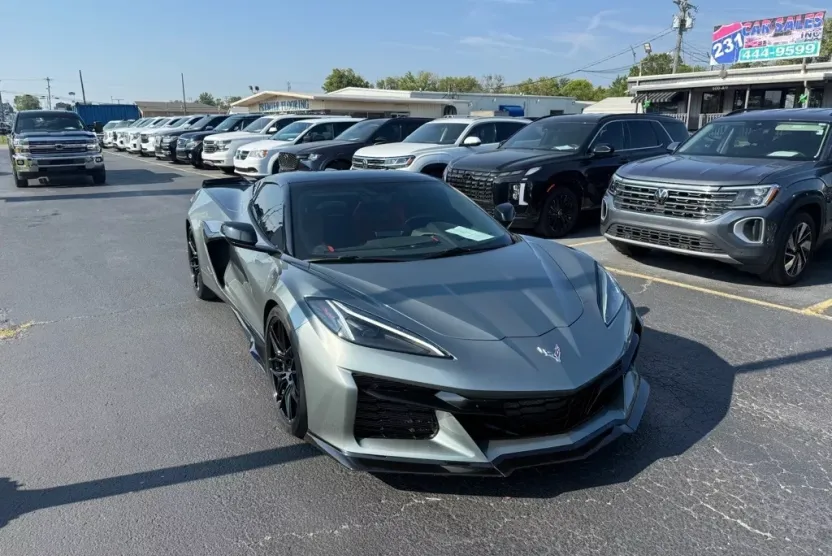 2023 Chevrolet Corvette Z06 Convertible 3LZ photo 1