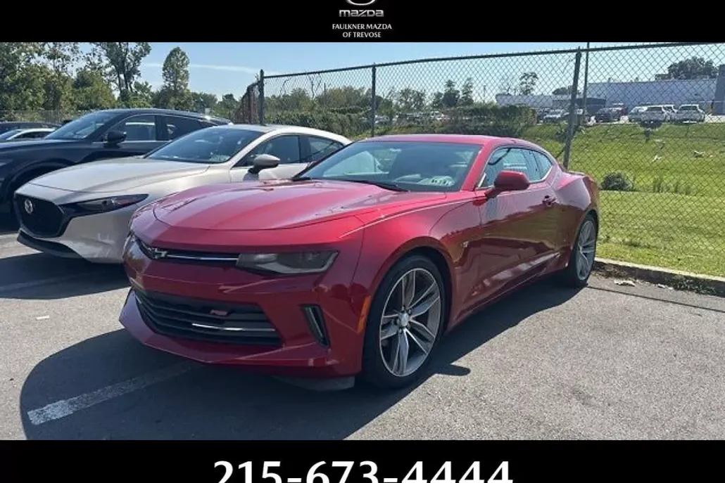2016 Chevrolet Camaro 2LT photo 1
