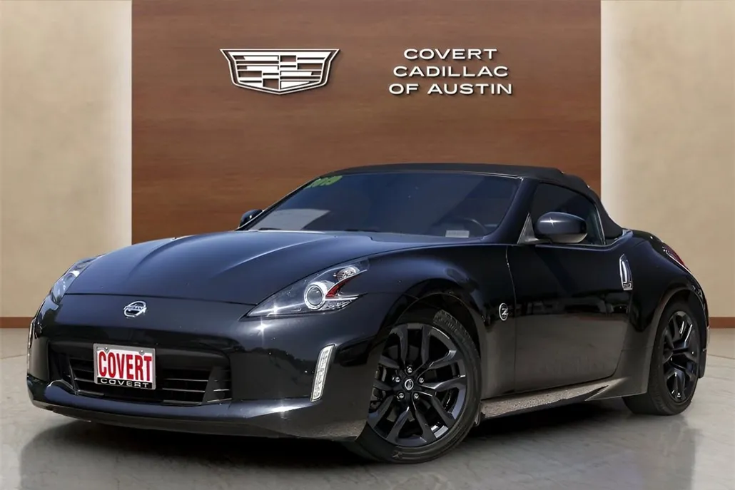 2019 Nissan 370Z Touring photo 1