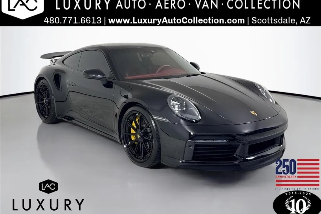 2021 Porsche 911 Turbo S photo 1