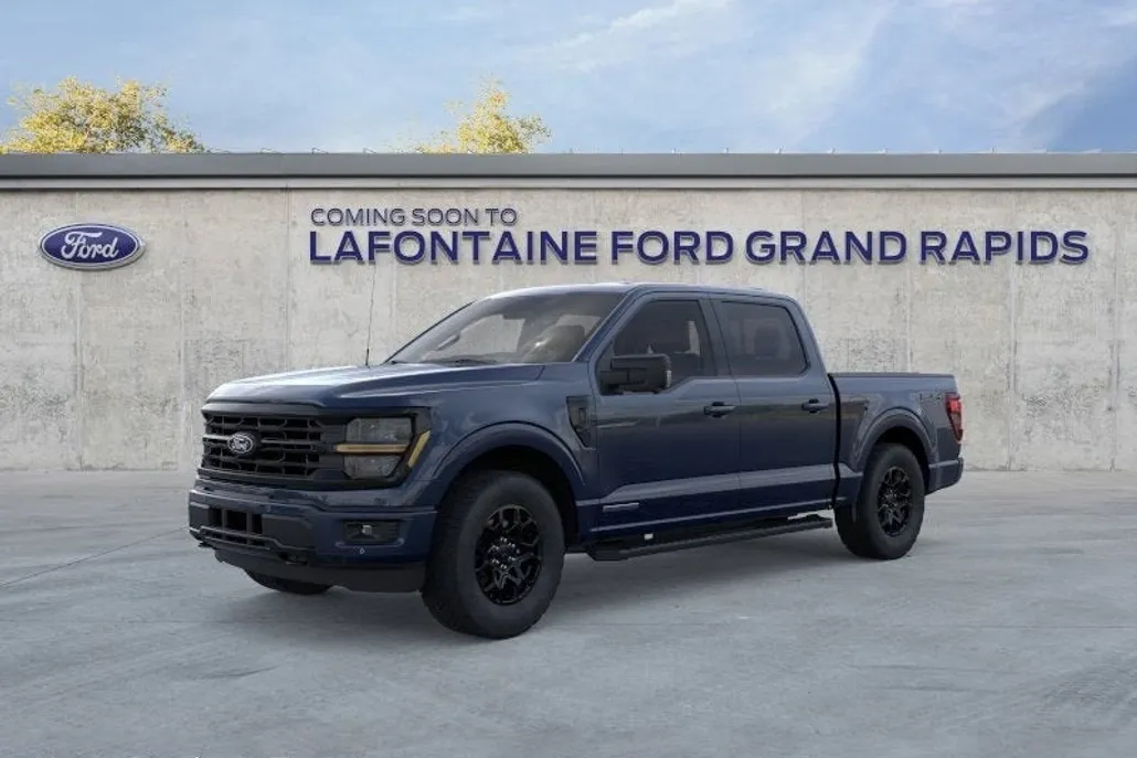 2025 Ford F-150 XLT photo 1