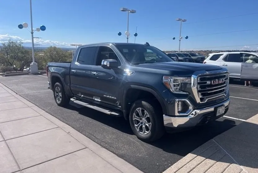 2020 Gmc Sierra 1500 SLT photo 1