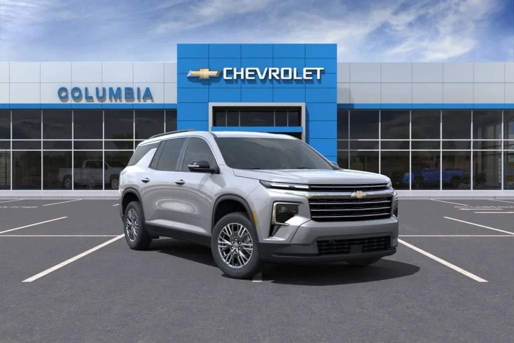2025 Chevrolet Traverse photo 1