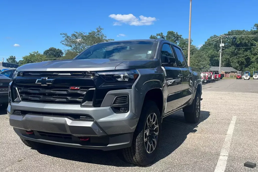 2026 Chevrolet Colorado Z71 photo 1
