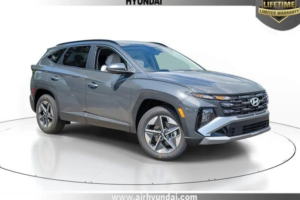2025 Hyundai Tucson SEL photo 1