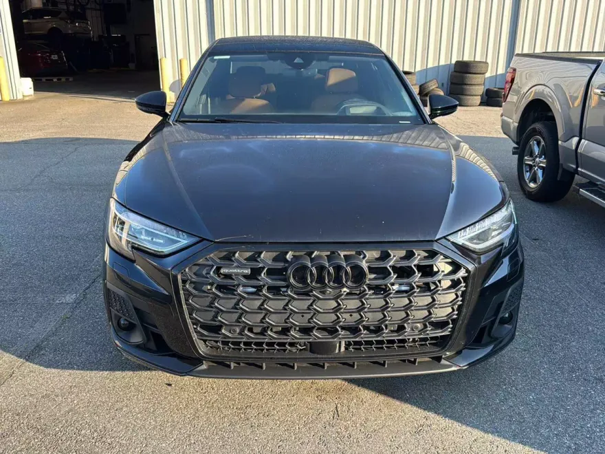 2024 Audi A8 L 55 TFSI Quattro photo 1