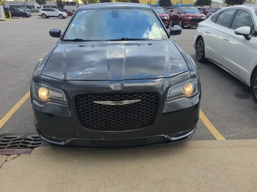 2020 Chrysler 300 S photo 1