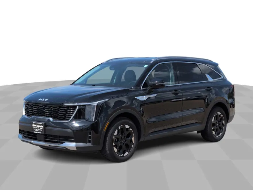 2024 Kia Sorento S photo 1