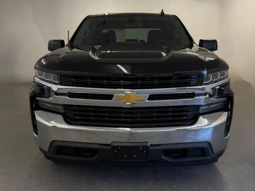 2020 Chevrolet Silverado 1500 LT photo 1