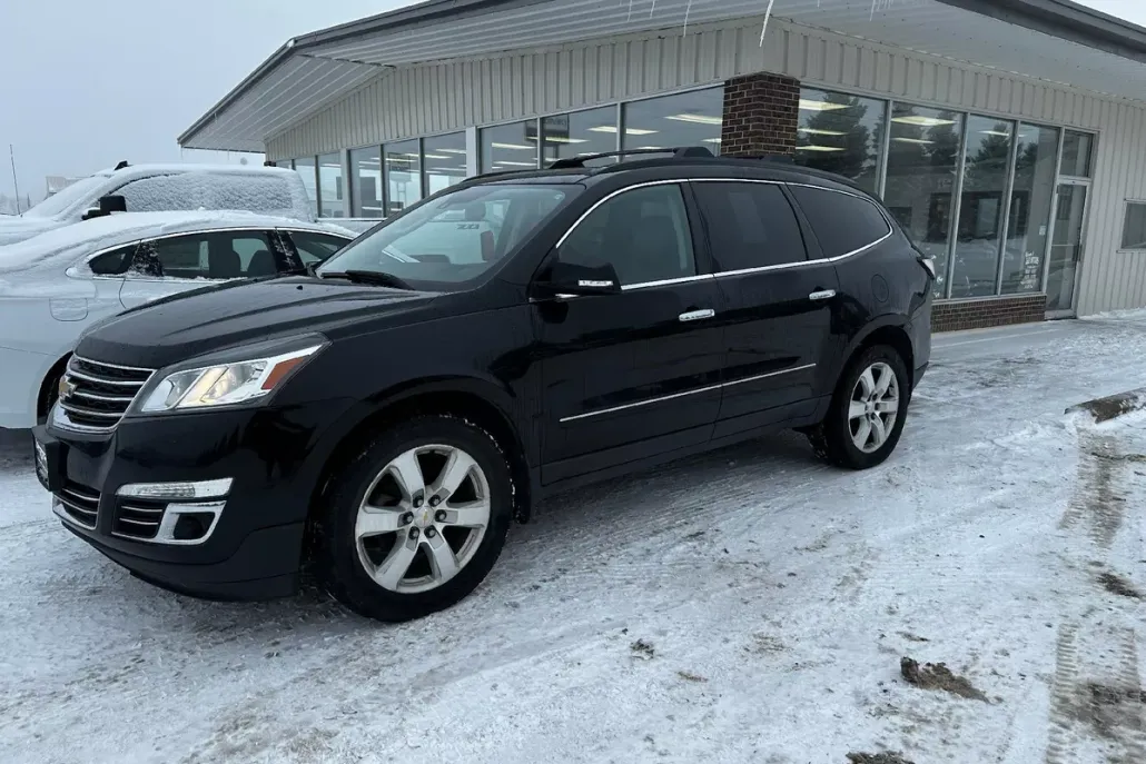 2016 Chevrolet Traverse LTZ photo 1