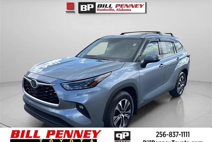 2022 Toyota Highlander Hybrid XLE photo 1