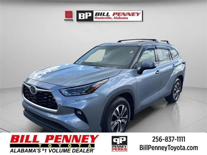 2022 Toyota Highlander Hybrid XLE photo 1