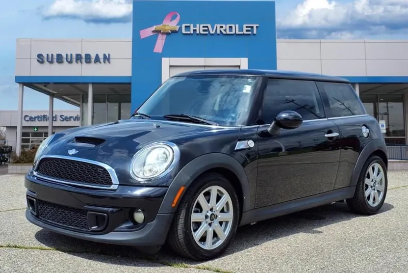 2011 Mini Cooper Hardtop S photo 1