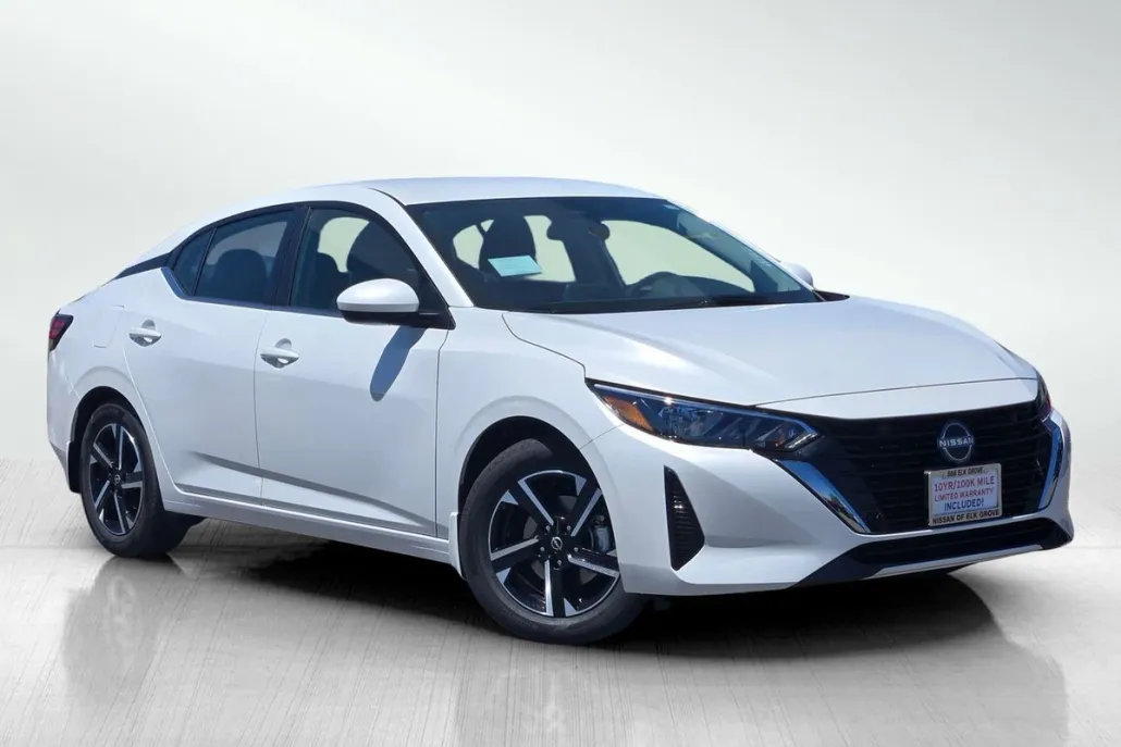 2025 Nissan Sentra SV photo 1