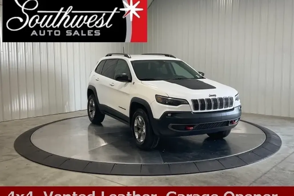 2019 Jeep Cherokee Trailhawk photo 1