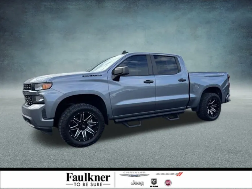 2021 Chevrolet Silverado 1500 Custom photo 1