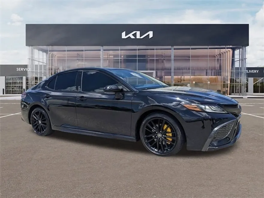 2021 Toyota Camry XSE photo 1