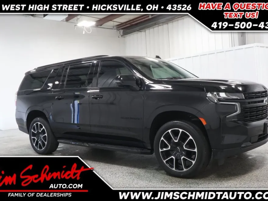 2024 Chevrolet Suburban RST photo 1