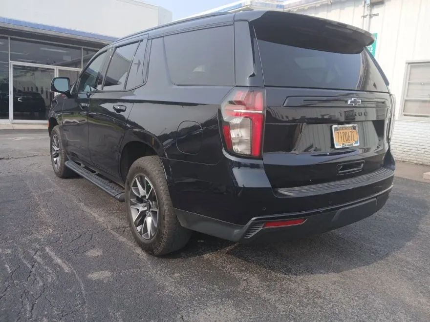 2023 Chevrolet Tahoe Z71 photo 1