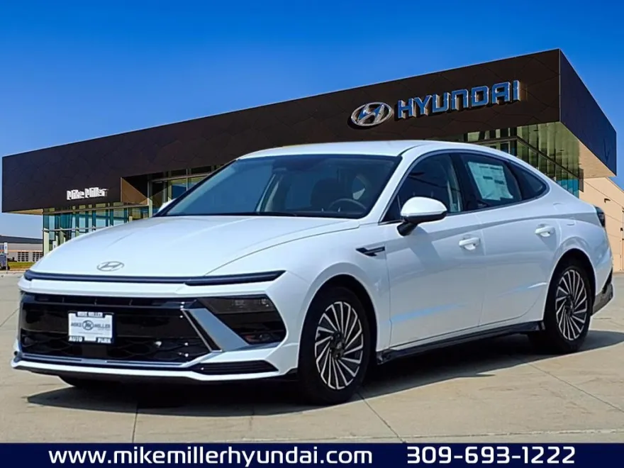 2025 Hyundai Sonata Hybrid SEL photo 1
