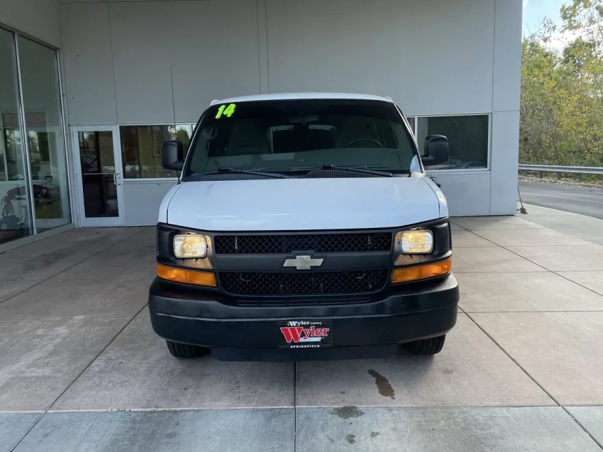 2014 Chevrolet Express Cargo 2500 Van photo 1