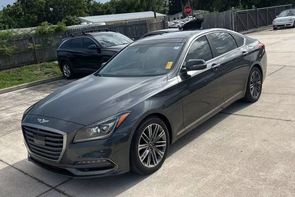 2019 Genesis G80 3.8 photo 1