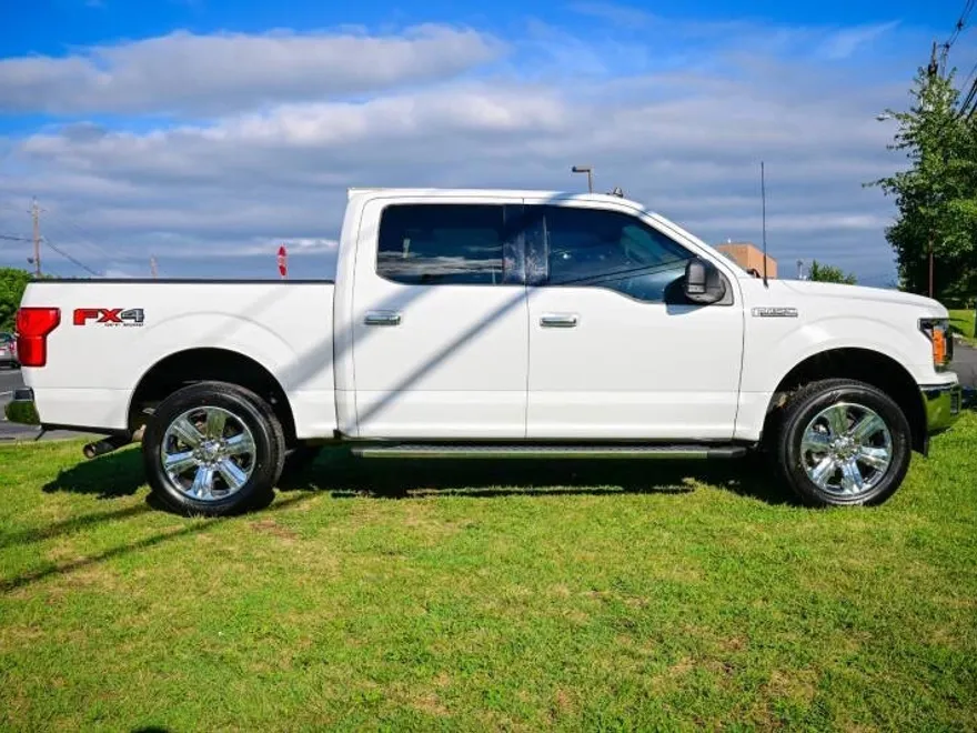 2019 Ford F-150 XLT photo 1