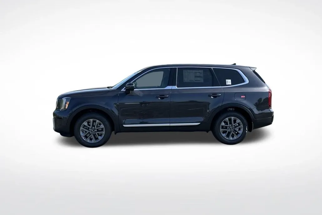 2025 Kia Telluride LX photo 1
